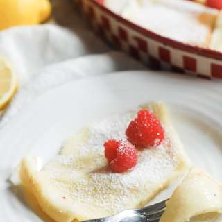 Easy Crêpes (Infused with Lemon)