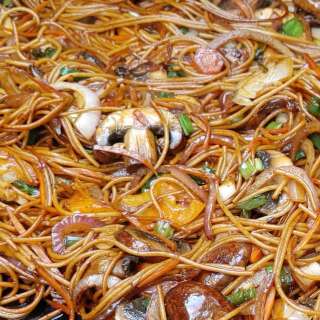 Easy Vegetable Lo Mein