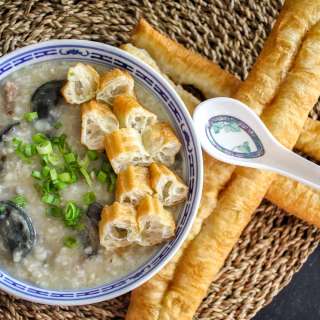 Vietnamese Century Egg Congee (Cháo Trứng Bách Thảo)