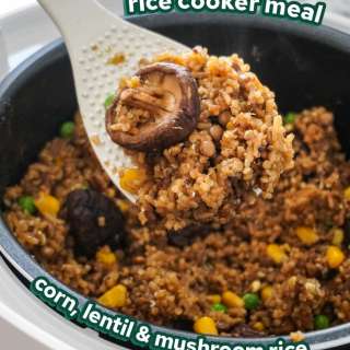 Corn, Quinoa, Lentil & Mushroom Rice Cooker Meal