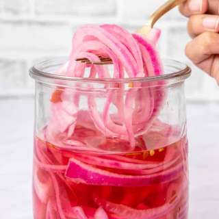 Easy, Sweet Quick Pickled Onions