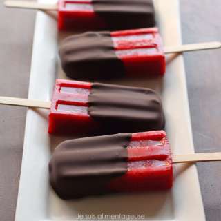 Chocolate Covered Strawberry Popsicles