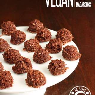 Vegan Chocolate Coconut Macaroons