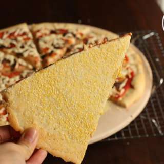 Vegan Pizza and the Secret to a Crispy Crust!