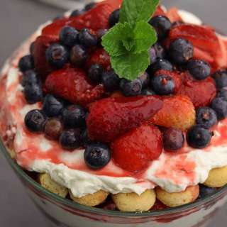 Easy Berry Trifle