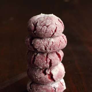 Vegan Red Velvet Crinkle Cookies