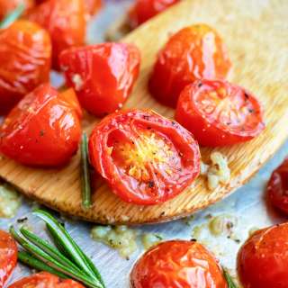 Roasted Cherry Tomatoes with Garlic