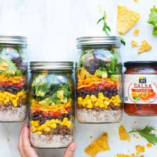 Healthy Taco Salad in a Mason Jar