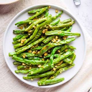 Smothered Garlic Green Beans