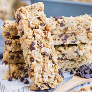 No-Bake Peanut Butter Granola Bars