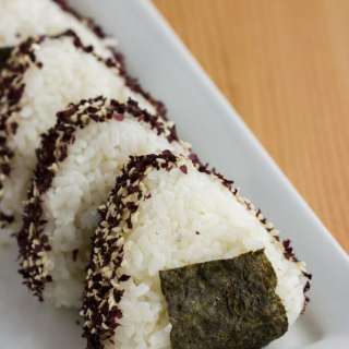Vegan Miso Dulse Onigiri