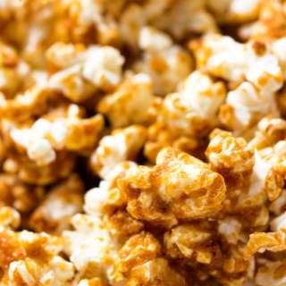 Vegan Caramel Popcorn