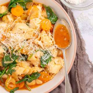 Instant Pot Tortellini Soup