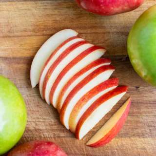 How to Cut an Apple