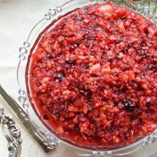 Grilled Apple and Cranberry Salad