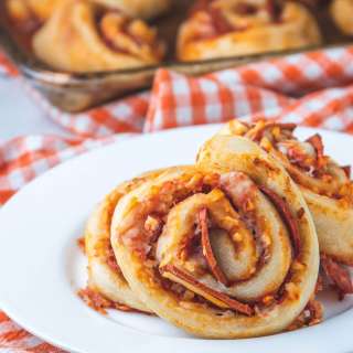 Vegan Pizza Rolls