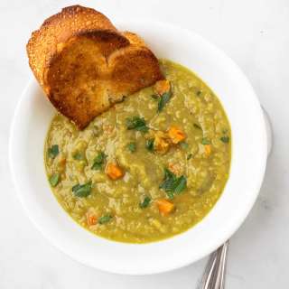 Slow Cooker Split Pea Soup