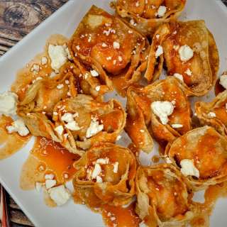 Buffalo Chicken Wontons