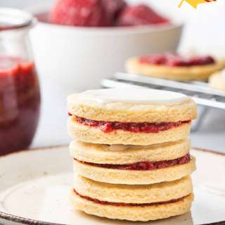 Vegan Strawberry Jam Empire Cookies