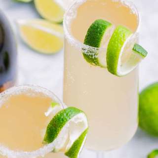Mexican 75 (Tequila and Champagne Cocktail)