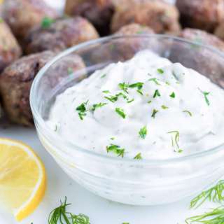 Easy Tzatziki Sauce Recipe