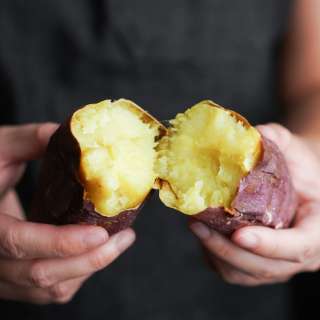 Japanese Sweet Potatoes (Easily Baked w/ Fluffy Centers!)