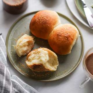 Pandesal (Soft & Fluffy Filipino Bread Rolls)