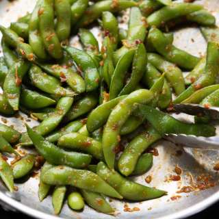 Spicy Edamame w/ Chili Garlic