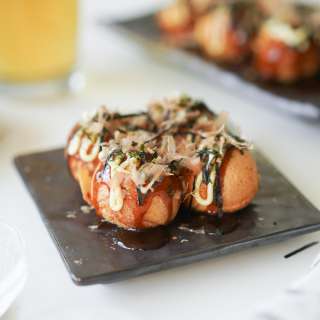Takoyaki (Japanese Octopus Balls)