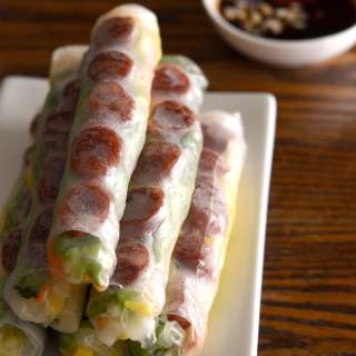 Bò Bía - Vietnamese Spring Rolls With Chinese Sausage, Jicama, Carrot, Egg