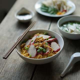 Mì Khô Xá Xíu (Vietnamese Dry Noodles with Char Xiu Pork)