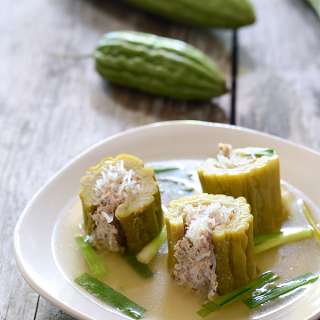 Stuffed Bitter Melon Soup (Canh Khổ Qua)