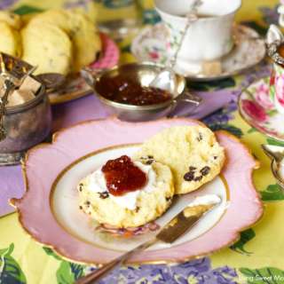 Classic English Scones
