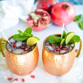 Easy Pomegranate Moscow Mule Cocktail Recipe (Holiday Mule)