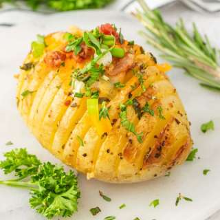 Garlic Butter Hasselback Potatoes in Air Fryer