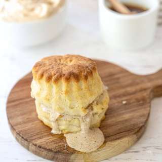 Easy Homemade Cream Biscuits Recipe (2-Ingredient)
