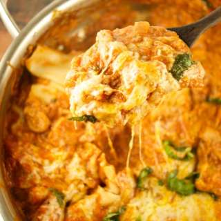 Cheesy One Pot Chicken Lasagna