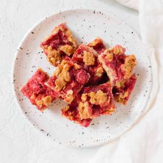 Strawberry Lemon Oatmeal Bars
