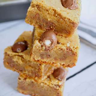 Blondie Bars
