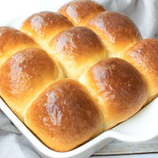 Condensed Milk Bread Rolls