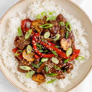 Black Pepper Beef (黑椒牛柳)