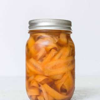 Quick Pickled Carrots