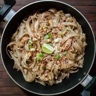 Easy Chicken Pad Thai Recipe