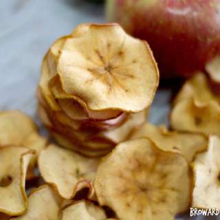 Homemade Crunchy Apple Chips Recipe