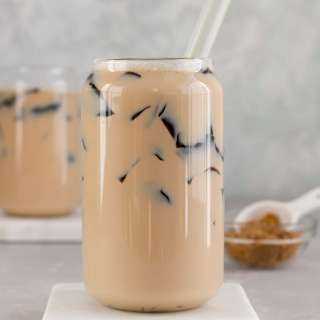 Grass Jelly Milk Tea