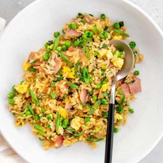 Japanese Fried Rice (Yakimeshi)