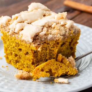 Cinnamon Streusel Pumpkin Cake