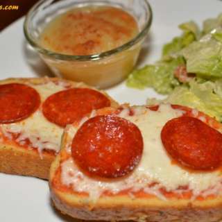 Garlic Toast Pizzas