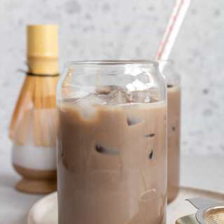 Iced Hojicha Latte
