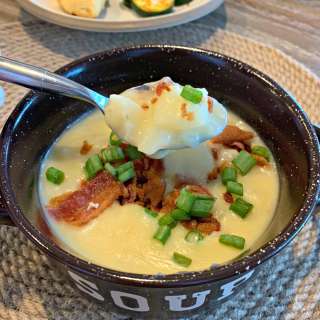 Instant Pot Loaded Potato Soup